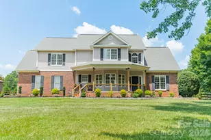 151 Turnberry Ln, Mooresville, NC 28117 - Photo 1