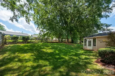 9112 Winter Moss Court, Charlotte, NC 28227 - Photo 24