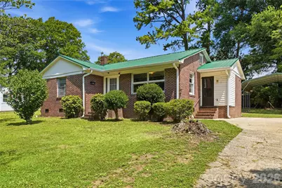 307 Dutchman Avenue, Mount Holly, NC 28120 - Photo 1