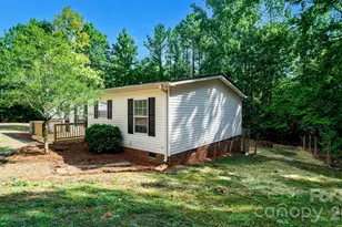 442 Lambs Way, Iron Station, NC 28080 - Photo 4