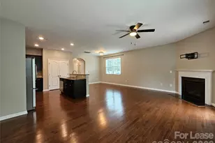 3233 Yarmouth Ln, Gastonia, NC 28056 - Photo 4