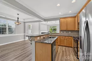 12036 Red Rust Ln, Charlotte, NC 28277 - Photo 10