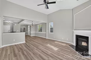 12036 Red Rust Ln, Charlotte, NC 28277 - Photo 8