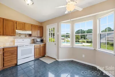 2101 Palm Lane, Belmont, NC 28012 - Photo 12
