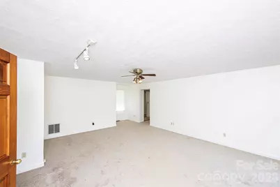 15722 Rhinehill Road, Charlotte, NC 28278 - Photo 12