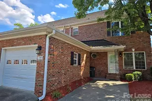 2359 Madeline Meadow Dr, Charlotte, NC 28217 - Photo 2