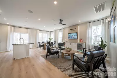 6041 Longar Lane, Charlotte, NC 28269 - Photo 2