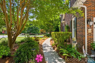 5301 Ravenglass Court, Waxhaw, NC 28173 - Photo 2
