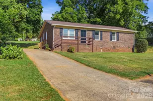 202 Cooke Cir, Kings Mountain, NC 28086 - Photo 1