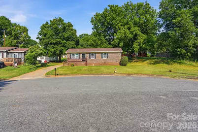 202 Cooke Circle, Kings Mountain, NC 28086 - Photo 2