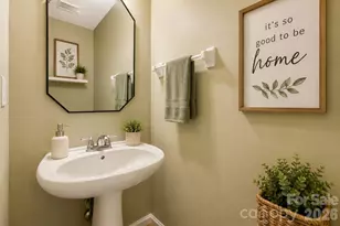 10303 Baskerville Ave, Charlotte, NC 28269 - Photo 14