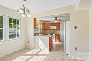 11616 Parks Farm Ln, Charlotte, NC 28277 - Photo 10