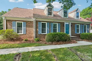 11616 Parks Farm Ln, Charlotte, NC 28277 - Photo 2