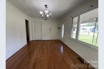 113 Lincoln Drive, Gaffney, SC 29341 - Photo 2