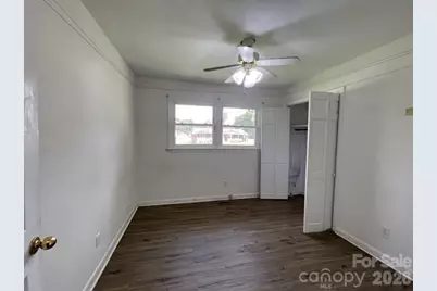 113 Lincoln Drive, Gaffney, SC 29341 - Photo 6