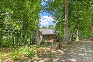 1355 Moonshine Mountain Rd, Burnsville, NC 28714 - Photo 2