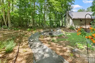 1355 Moonshine Mountain Rd, Burnsville, NC 28714 - Photo 4