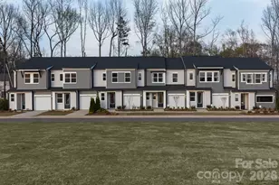 6029 Longar Ln, Charlotte, NC 28269 - Photo 1