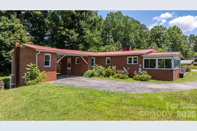 6264 US 221 Highway S, Marion, NC 28752 - Photo 2