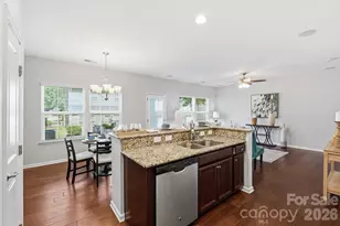 2450 Alyssa Ln, Charlotte, NC 28208 - Photo 12