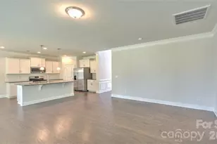 600 River Btm Rd, Fletcher, NC 28792 - Photo 18