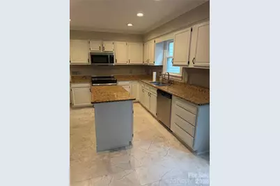 125 Bishop Drive, Winterville, NC 28590 - Photo 4