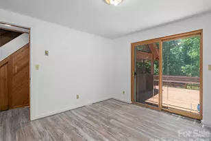 25 Little Creek Ln, Maggie Valley, NC 28751 - Photo 16
