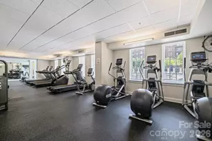 300 W 5th St, Charlotte, NC 28202 - Photo 20