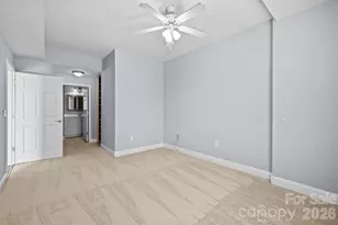 300 W 5th St, Charlotte, NC 28202 - Photo 14