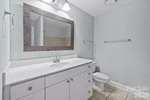 300 W 5th St, Charlotte, NC 28202 - Photo 16