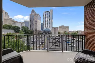 300 W 5th St, Charlotte, NC 28202 - Photo 20