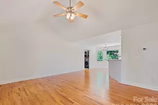 4 Leisure Wood Dr, Canton, NC 28716 - Photo 18