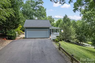 4 Leisure Wood Dr, Canton, NC 28716 - Photo 4