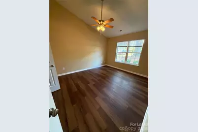 9329 Kendall Drive, Charlotte, NC 28214 - Photo 10