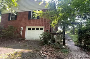 1099 Amherst Rd, Morganton, NC 28655 - Photo 6
