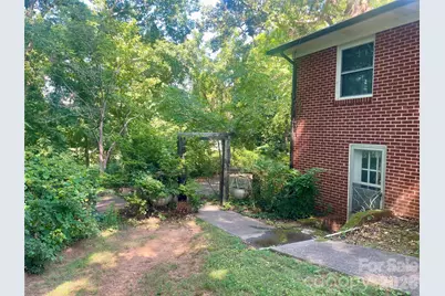 1099 Amherst Road, Morganton, NC 28655 - Photo 8