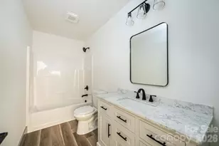 2059 Bailey Dr, Hickory, NC 28601 - Photo 16