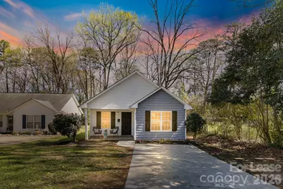 913 Tennyson Drive, Charlotte, NC 28208 - Photo 1