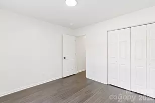 913 Tennyson Dr, Charlotte, NC 28208 - Photo 10