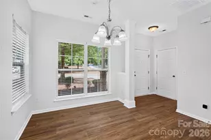4711 Craigmoss Ln, Charlotte, NC 28278 - Photo 6
