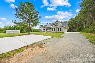 4669 Grooms Rd, Reidsville, NC 27320 - Photo 4