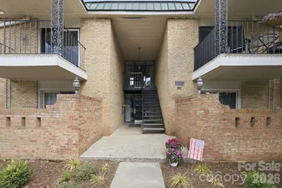 4735 Hedgemore Drive, Charlotte, NC 28209 - Photo 16