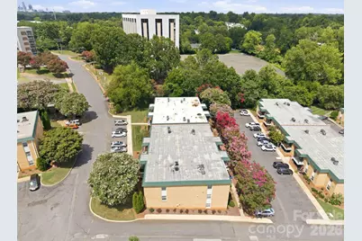 4735 Hedgemore Drive, Charlotte, NC 28209 - Photo 30