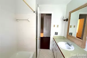 5016 Vescova Ct, Charlotte, NC 28212 - Photo 10