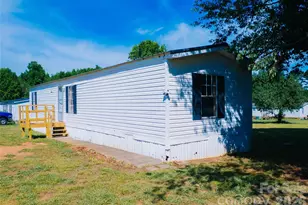 1341 Freedom Ln, Newton, NC 28658 - Photo 8