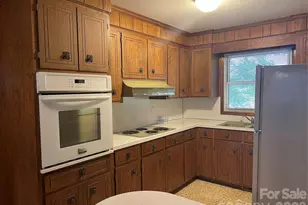 920 Page St, Mount Pleasant, NC 28124 - Photo 2