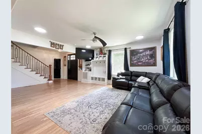 303 S Greene Street, Wadesboro, NC 28170 - Photo 2