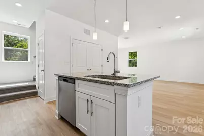 706 N 9th Street, Bessemer City, NC 28016 - Photo 6
