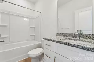 706 N 9th St, Bessemer City, NC 28016 - Photo 20