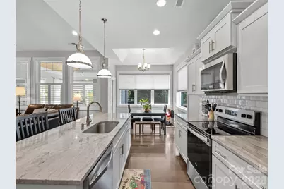76 S Anvil Avenue, Hendersonville, NC 28792 - Photo 8